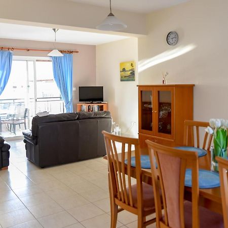 Melania Gardens Apartment 2 Paphos Ngoại thất bức ảnh