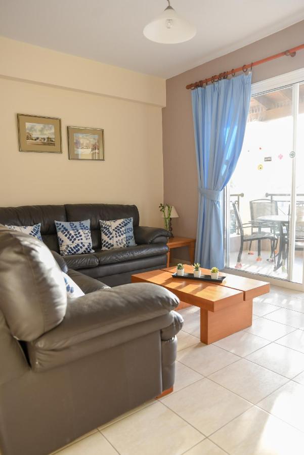 Melania Gardens Apartment 2 Paphos Ngoại thất bức ảnh
