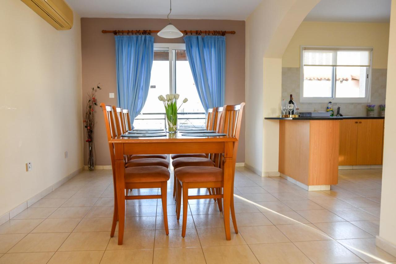 Melania Gardens Apartment 2 Paphos Ngoại thất bức ảnh