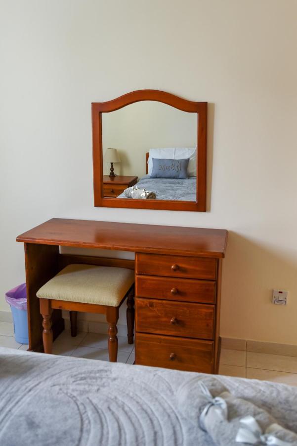 Melania Gardens Apartment 2 Paphos Ngoại thất bức ảnh