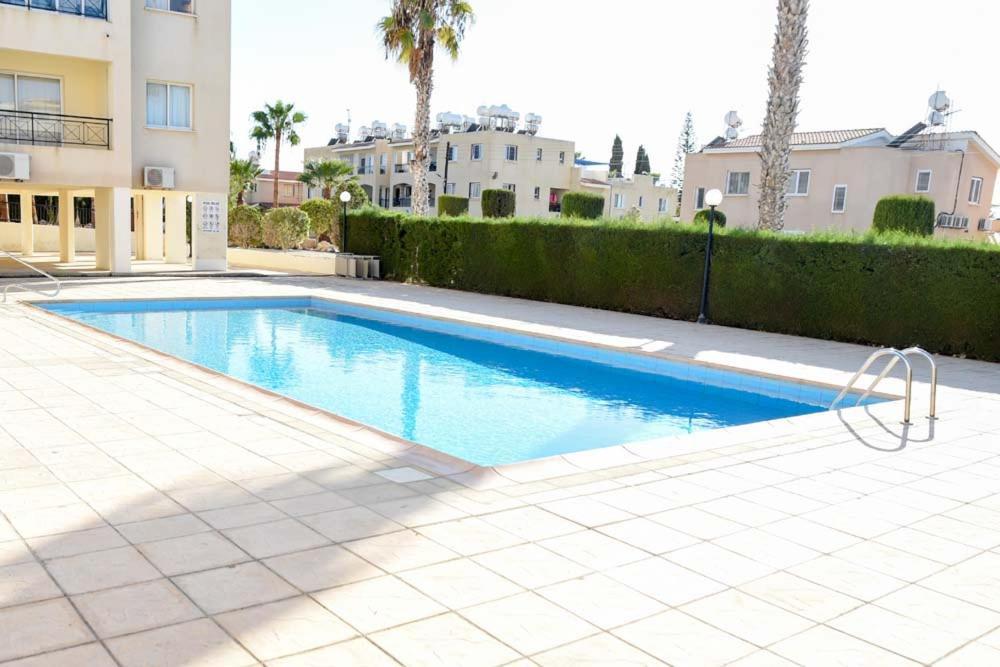 Melania Gardens Apartment 2 Paphos Ngoại thất bức ảnh
