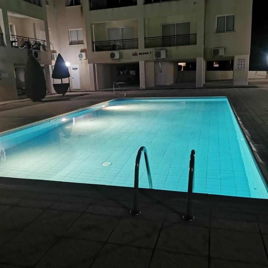 Melania Gardens Apartment 2 Paphos Ngoại thất bức ảnh